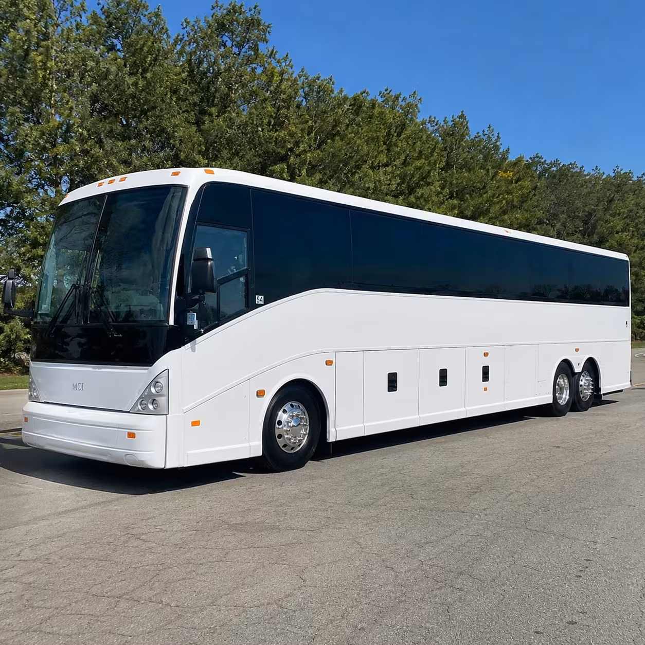 corporate charter bus amenities for hialeah business teams