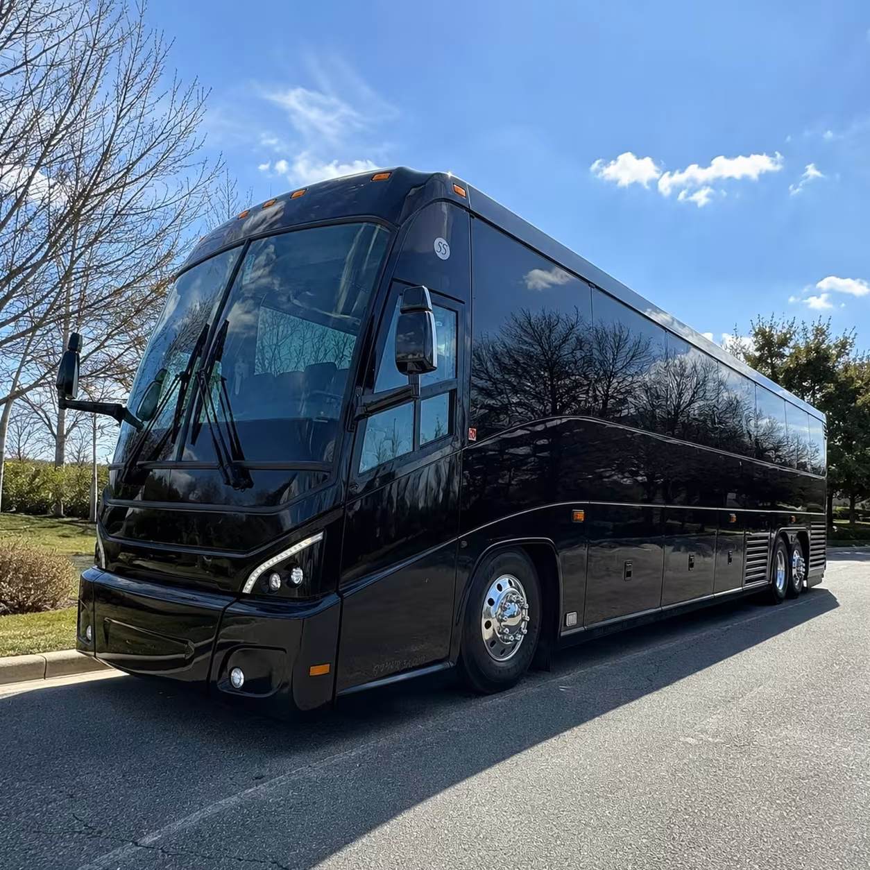 hialeah airport shuttle buses for government and military groups