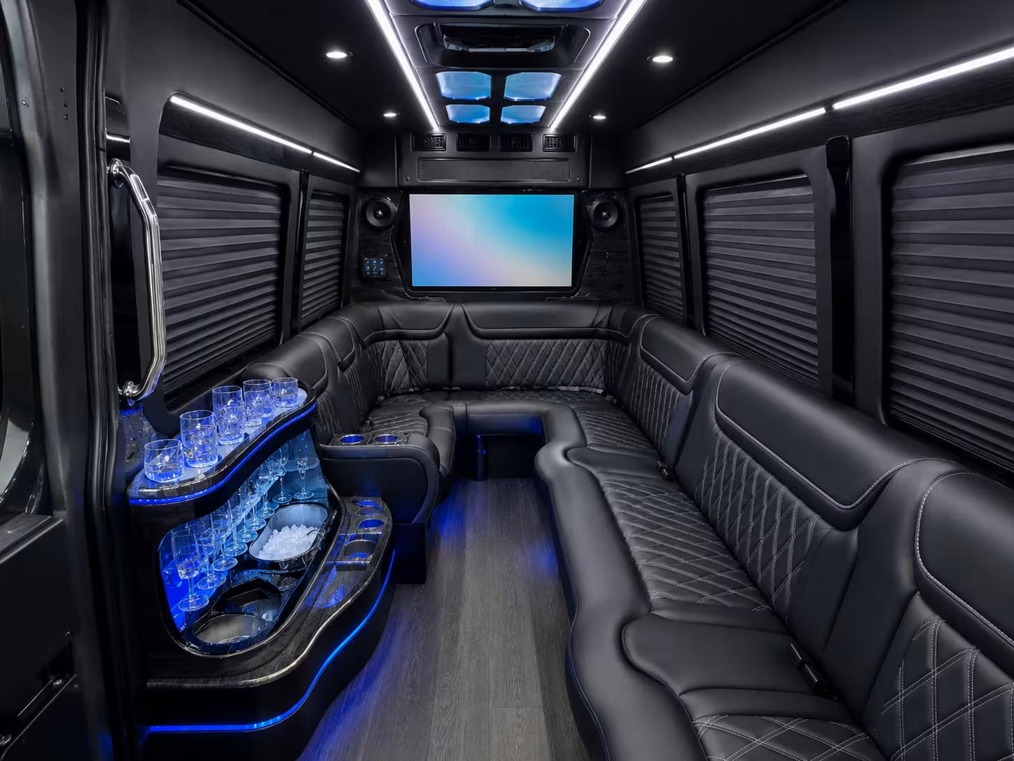 hialeah ceremony and reception shuttle buses for your wedding day