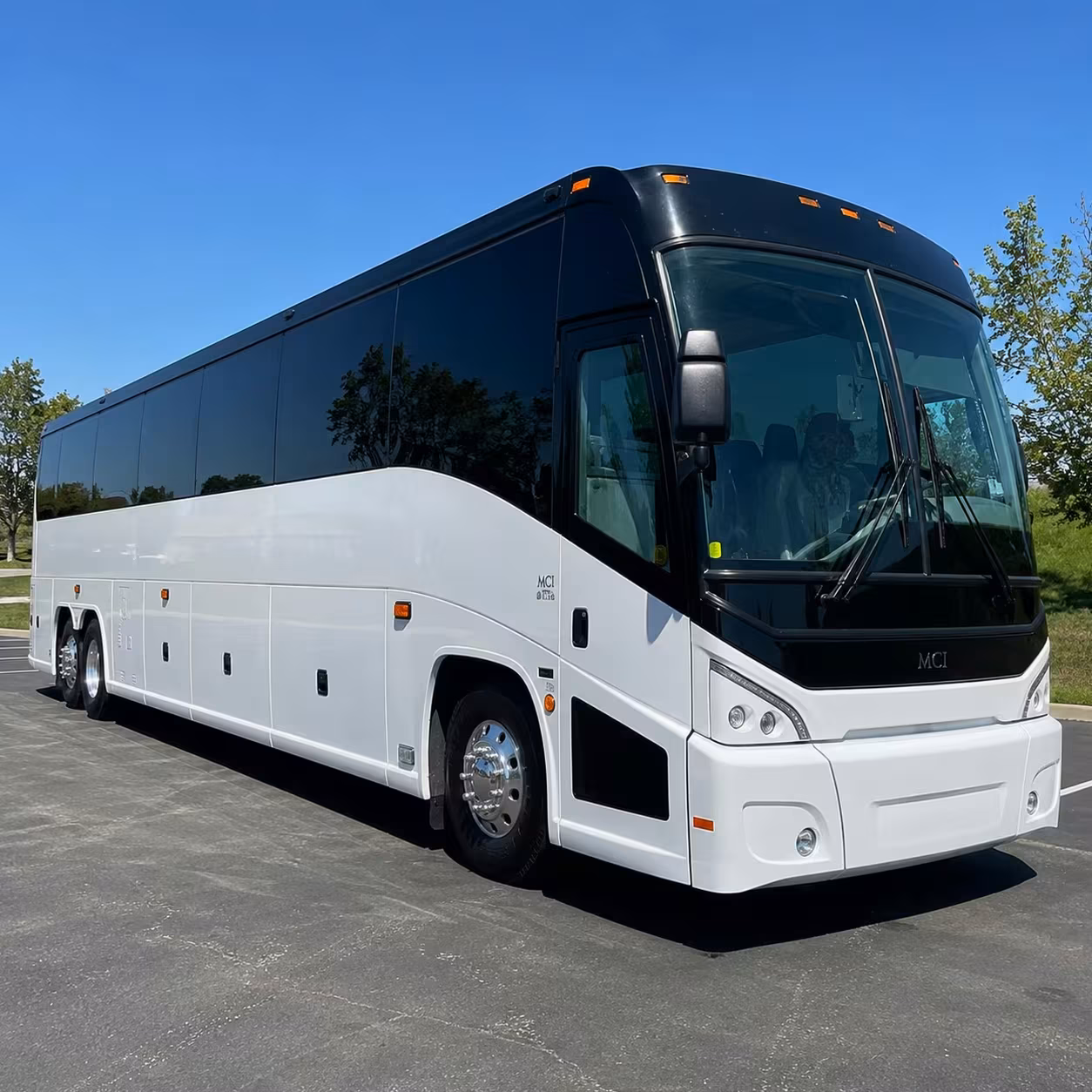 hialeah employee shuttle buses for manufacturing and logistics shifts